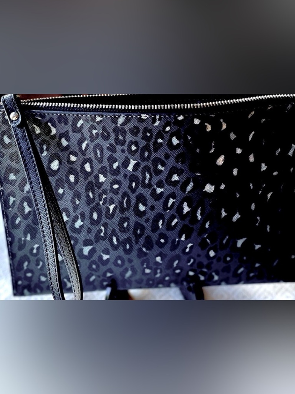 “DKNY” Black and Gray Animal Print Wristlet. NWOT - Picture 6 of 8